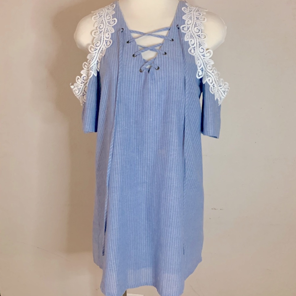 J.O.A. Los Angeles Cutout Shoulder Dress Size S